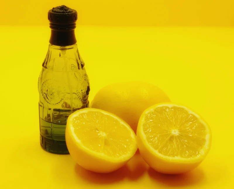 como-cuidar-da-pele-oleosa-com-vitamina-C-benefícios-e-usos