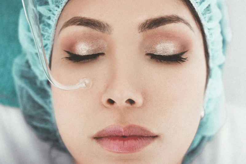 como-acalmar-pele-com-acne-após-procedimentos-estéticos