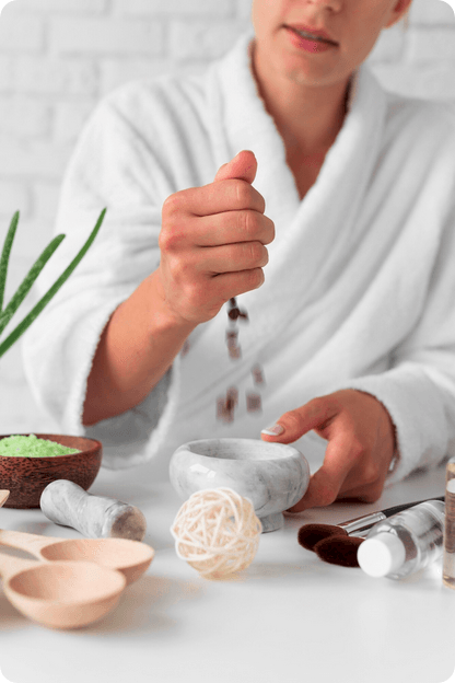 Descubra os Neurocosméticos Naturais da Slow Beauty: a revolução que cuida da mente e da pele com ingredientes éticos e sustentáveis.